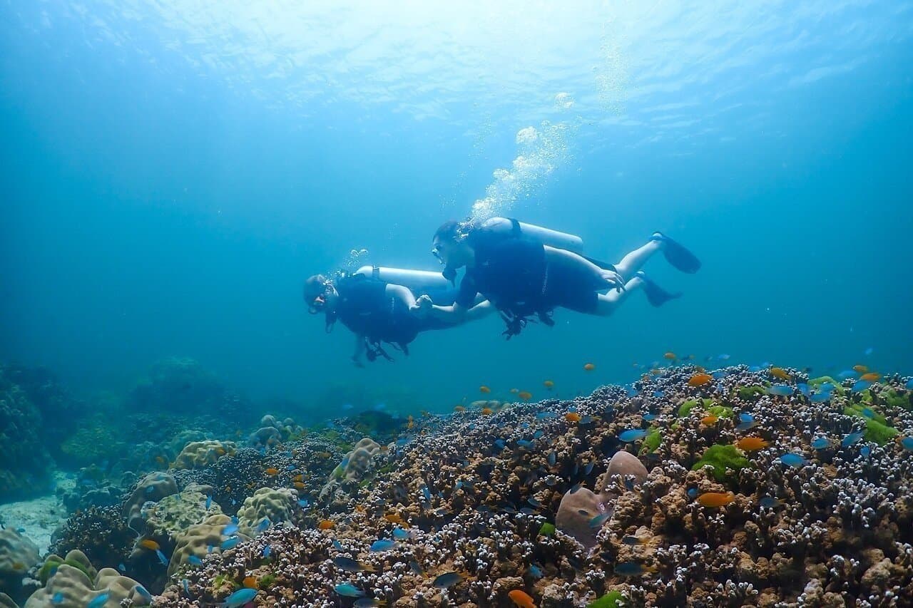 Discover Scuba Diving at Racha Yai – Phuket, Thailand